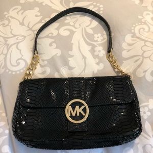Like new Mk purse